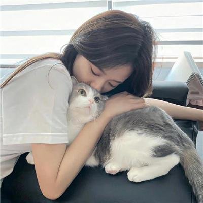女孩不微笑